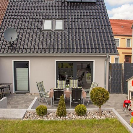 Familienfreundliches Ferienhaus In Kroepelin Dış mekan fotoğraf